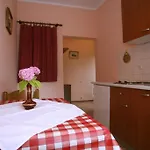 דירה In With Balcony, Air Conditioning, Wi-fi *