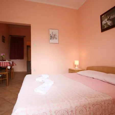 In With Balcony, Air Conditioning, Wi-fi 아파트 포레치