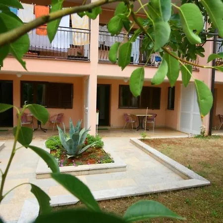 In With Balcony, Air Conditioning, Wi-fi Apartment