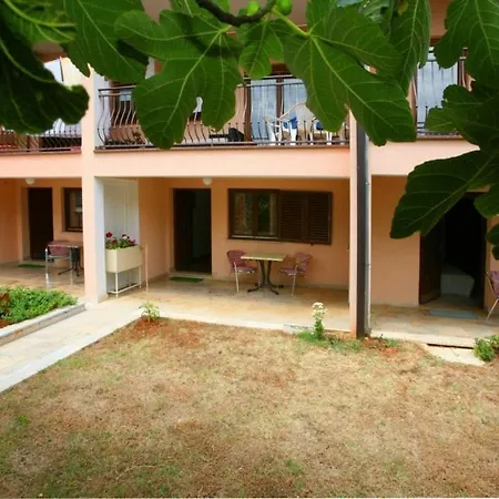 In With Balcony, Air Conditioning, Wi-fi Apartment