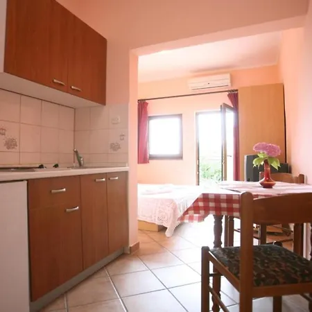 In With Balcony, Air Conditioning, Wi-fi Porec