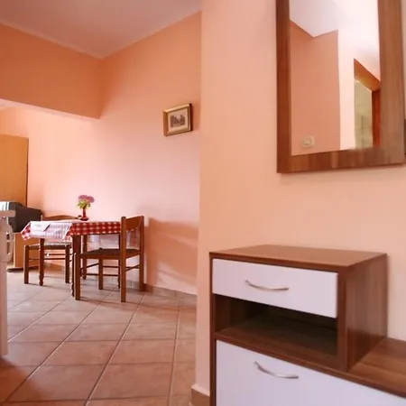 In With Balcony, Air Conditioning, Wi-fi * Porec